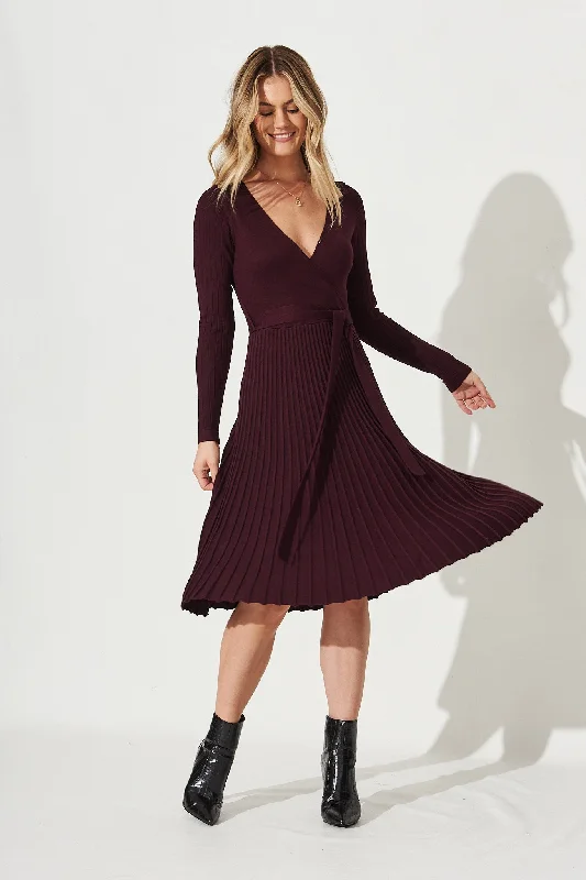 Bossa Knit Dress In Wine