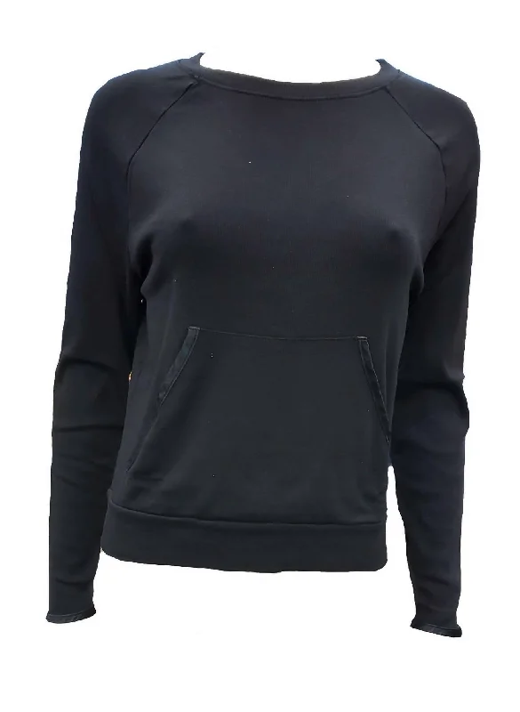 Becca Long Sleeve Semi Crop Sweatshirt In Black